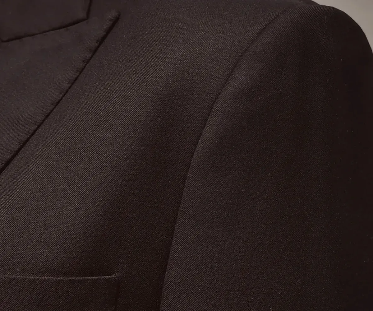 Classic Jacket, the lapel