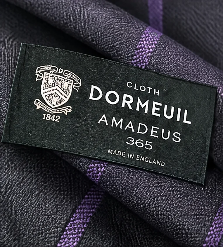 Dormeuil woven label on its cloth